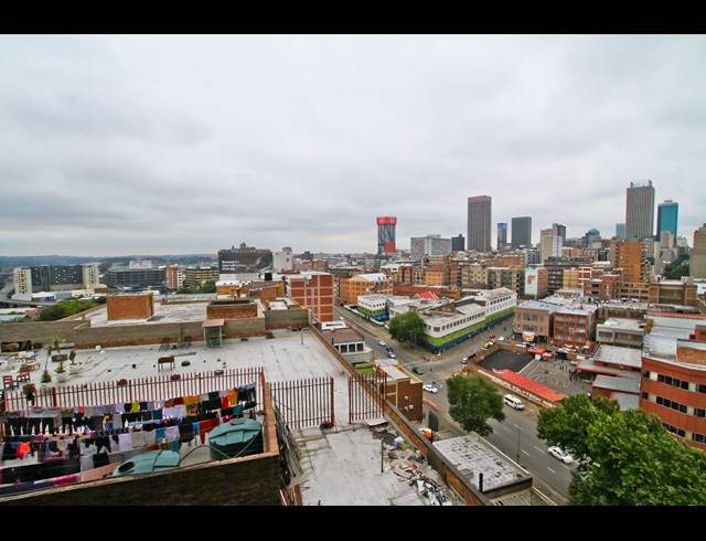 0.5 BEDROOM APARTMENT FOR SALE IN MABONENG
